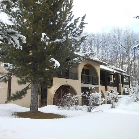 6 Pers. A Chantemerle, Serre-chevalier - Balcon, Parking, 2 Etoiles - Fr-1-330e-34 * Saint-Chaffrey
